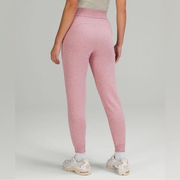 Lululemon Scuba High-Rise Jogger Sz Small Heathered Pink Taupe Fleece Sweatpants - Picture 2 of 14